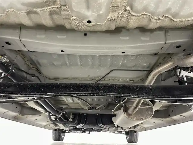 ホンダ Ｎ ＢＯＸ カスタム SSパッケージ 福島県 2013(平25)年 5.5万km アラバスターシルバーメタリック 純正7インチナビ/・型番：VXM-145C/・CD/AM/FM/・バックカメラ/・ETC/両側パワースライドドア/アイドリングストップ/革巻きステアリング/・ステアリングリモコン/プッシュスタート/・スマートキー/LEDヘッドライト/・オートライト/・フォグライト/電動格納ミラー/純正フロアマット