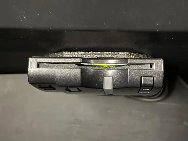 ホンダ Ｎ ＢＯＸ カスタム SSパッケージ 福島県 2013(平25)年 5.5万km アラバスターシルバーメタリック 純正7インチナビ/・型番：VXM-145C/・CD/AM/FM/・バックカメラ/・ETC/両側パワースライドドア/アイドリングストップ/革巻きステアリング/・ステアリングリモコン/プッシュスタート/・スマートキー/LEDヘッドライト/・オートライト/・フォグライト/電動格納ミラー/純正フロアマット