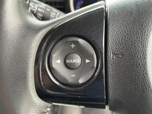 ホンダ Ｎ ＢＯＸ カスタム SSパッケージ 兵庫県 2013(平25)年 5.5万km アラバスターシルバーメタリック 【(株)IDOMが運営する【じしゃロン姫路店】の自社ローン対象車両になります。こちらは現金ご利用時の価格です。自社ローンご希望の方は別途その旨お申付け下さい。】/純正7インチナビ/・型番：VXM-145C/・CD/AM/FM/・バックカメラ/・ETC/両側パワースライドドア/アイドリングストップ/革巻きステアリング/・ステアリングリモコン/プッシュスタート/・スマートキー/LEDヘッドライト/・オートライト/・フォグライト/電動格納ミラー/純正フロアマット