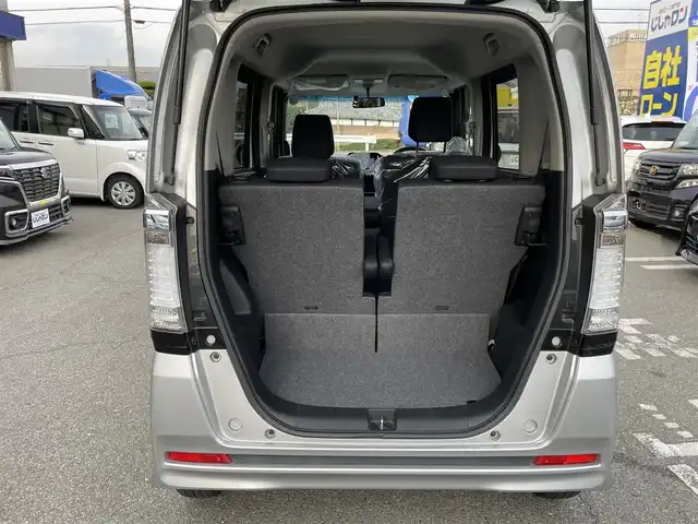 ホンダ Ｎ ＢＯＸ カスタム SSパッケージ 兵庫県 2013(平25)年 5.5万km アラバスターシルバーメタリック 【(株)IDOMが運営する【じしゃロン姫路店】の自社ローン対象車両になります。こちらは現金ご利用時の価格です。自社ローンご希望の方は別途その旨お申付け下さい。】/純正7インチナビ/・型番：VXM-145C/・CD/AM/FM/・バックカメラ/・ETC/両側パワースライドドア/アイドリングストップ/革巻きステアリング/・ステアリングリモコン/プッシュスタート/・スマートキー/LEDヘッドライト/・オートライト/・フォグライト/電動格納ミラー/純正フロアマット