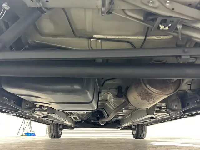 三菱 ｅＫスペース カスタムG セーフティパッケージ 三重県 2019(平31)年 5.5万km パープリッシュネイビーパール 禁煙車/純正ナビ/　フルセグTV/CD/DVD/アラウンドビューモニター/D席シートヒーター/アイドリングストップ/純正LEDヘッドライト/オーマチックハイビーム/片側パワースライドドア/車線逸脱警報/衝突軽減ブレーキシステム