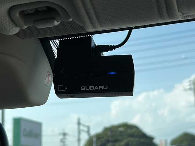 スバル レヴォーグ 1．6GT－S アイサイト 岐阜県 2016(平28)年 2.6万km ピュアレッド 登録時走行距離25671km/純正フルセグTV/バックカメラ/サイドカメラ/ブラインドスポットモニター/パドルシフト/スバルリヤビークルディテクション/アイサイトアシストモニター/プリクラッシュブレーキ/4WD/レザーシート/シートヒーター/パワーシート/ワンオーナー/禁煙車/前方ドライブレコーダー/レーンキープアシスト/クルーズコントロール/プッシュスタート/スマートキー/スペアキー/純正アルミホイール/純正フロアマット/LEDヘッドライト/フォグランプ/オートライト/ドアバイザー/ETC/USB入力端子/Bluetooth接続/CDチェンジャー/アイドリングストップ