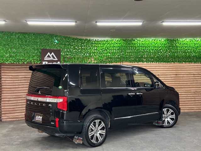 三菱 デリカＤ：５ P 道央・札幌 2020(令2)年 5.7万km ダイヤモンドブラックマイカ 【2509049845】/１オーナー　/純正１０型ナビ　/フルセグＴＶ　/全方位カメラ　/両側電動スライドドア　/オートステップ　/電動リアゲート　/純正１８インチアルミホイール　/革調シートカバー　/前席シートヒーター　/レーダークルーズ/運転席電動シート/LEDヘッドライト