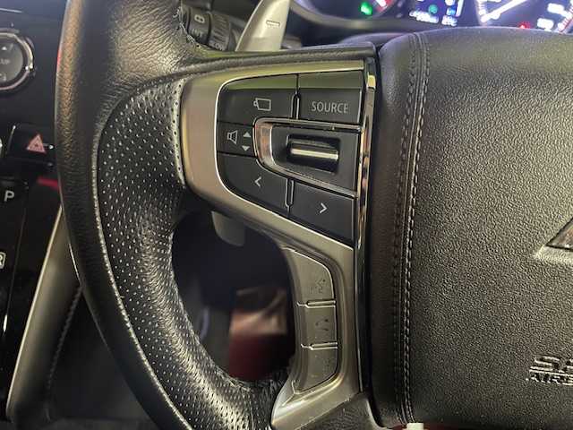 三菱 デリカＤ：５ P 道央・札幌 2020(令2)年 5.7万km ダイヤモンドブラックマイカ 【2509049845】/１オーナー　/純正１０型ナビ　/フルセグＴＶ　/全方位カメラ　/両側電動スライドドア　/オートステップ　/電動リアゲート　/純正１８インチアルミホイール　/革調シートカバー　/前席シートヒーター　/レーダークルーズ/運転席電動シート/LEDヘッドライト