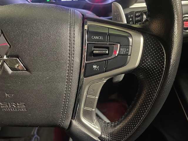 三菱 デリカＤ：５ P 道央・札幌 2020(令2)年 5.7万km ダイヤモンドブラックマイカ 【2509049845】/１オーナー　/純正１０型ナビ　/フルセグＴＶ　/全方位カメラ　/両側電動スライドドア　/オートステップ　/電動リアゲート　/純正１８インチアルミホイール　/革調シートカバー　/前席シートヒーター　/レーダークルーズ/運転席電動シート/LEDヘッドライト