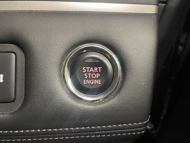 三菱 デリカＤ：５ P 道央・札幌 2020(令2)年 5.7万km ダイヤモンドブラックマイカ 【2509049845】/１オーナー　/純正１０型ナビ　/フルセグＴＶ　/全方位カメラ　/両側電動スライドドア　/オートステップ　/電動リアゲート　/純正１８インチアルミホイール　/革調シートカバー　/前席シートヒーター　/レーダークルーズ/運転席電動シート/LEDヘッドライト