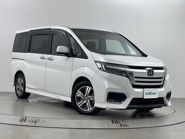 ホンダ ステップワゴン スパーダ eHEV G EXホンダS 埼玉県 2021(令3)年 4.9万km プラチナホワイトパール 後席モニター/純正ナビ　/バックカメラ　/ビルトインＥＴＣ２．０　/前後ドライブレコーダー　/両側パワースライドドア　/ブレードホールド　/シートヒーター　/衝突軽減システム　/レーダークルーズコントロール　/レーンキープアシスト/LEDヘッドライト/ロールサンシェード/純正アルミホイール/純正フロアマット/ＨＤＭＩ