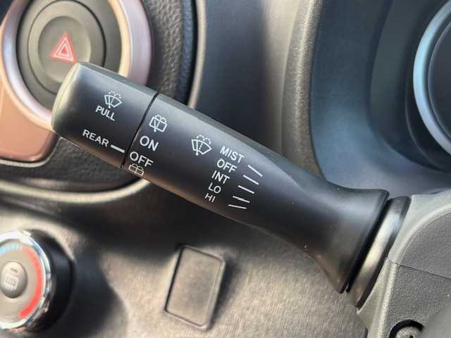 トヨタ ヴィッツ F シエル 宮城県 2013(平25)年 7.6万km ボルドーマイカメタリック 登録時走行距離75363km/社外SDナビ/AM・FM・ワンセグTV/プッシュスタート/ETC/ECOモード/センターコンソール/スマートキー/AC/スペアキー有/フォグランプ/社外アルミホイール/ヘッドライトイベライザー/ウインカーミラー/ドアバイザー/純正フロアマット