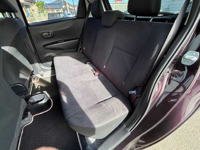 トヨタ ヴィッツ F シエル 宮城県 2013(平25)年 7.6万km ボルドーマイカメタリック 登録時走行距離75363km/社外SDナビ/AM・FM・ワンセグTV/プッシュスタート/ETC/ECOモード/センターコンソール/スマートキー/AC/スペアキー有/フォグランプ/社外アルミホイール/ヘッドライトイベライザー/ウインカーミラー/ドアバイザー/純正フロアマット