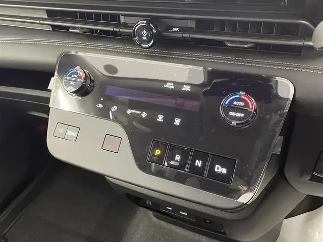 日産 セレナ e－パワー ハイウェイスター V 熊本県 2025(令7)年 0.1千km プリズムホワイト 登録済未使用車/12.3型日産コネクトナビ/・フルセグTV/BT/USB/HDMI/・バックカメラ/・アラウンドビューモニター/純正フリップダウンモニター/エマージェンシーブレーキ/車線逸脱警報/ブラインドスポットモニター/先行車発進知らせ/プロパイロット/コーナーセンサー/インテリジェントルームミラー/両側パワースライドドア/ハンズフリーオートスライドドア/ビルトインETC2.0/電子パーキング/オートホールド/LEDヘッドライト/オートライト/フォグランプ/オートハイビームアシスト/スマートキー/スペアキー