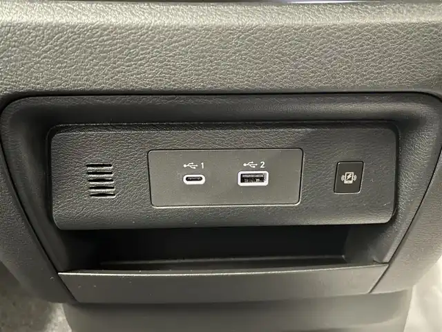 日産 セレナ e－パワー ハイウェイスター V 熊本県 2025(令7)年 0.1千km プリズムホワイト 登録済未使用車/12.3型日産コネクトナビ/・フルセグTV/BT/USB/HDMI/・バックカメラ/・アラウンドビューモニター/純正フリップダウンモニター/エマージェンシーブレーキ/車線逸脱警報/ブラインドスポットモニター/先行車発進知らせ/プロパイロット/コーナーセンサー/インテリジェントルームミラー/両側パワースライドドア/ハンズフリーオートスライドドア/ビルトインETC2.0/電子パーキング/オートホールド/LEDヘッドライト/オートライト/フォグランプ/オートハイビームアシスト/スマートキー/スペアキー