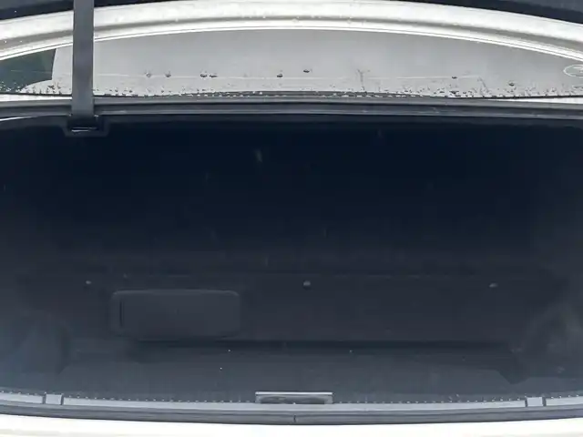 トヨタ クラウン ハイブリッド アスリートS 静岡県 2014(平26)年 6.9万km ホワイトパールクリスタルシャイン ユーザー買取車両/純正HDDナビ/【AM/FM/BT/TV/CD】/純正18インチAW/純正キセノンヘッドライト/エンジンスタートボタン/MTモード付AT/アイドリンクストップ/クルーズコントロール/スマートキー/スペアキー×１/バックカメラ/USB入力端子/レザーシート/パワーシート/横滑り防止装置/盗難防止装置/コーナーセンサー/保証書/取扱説明書