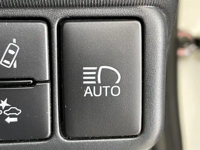 トヨタ アクア S スタイルブラック 岩手県 2019(平31)年 10.5万km ホワイトパールクリスタルシャイン TRDスポイラー/トヨタセーフティセンスC/プリクラッシュセーフティ/レーンディパーチャーアラート/オートマチックハイビーム/先行車発進告知/クリアランスソナー/純正ナビ/バックカメラ/ETC/ドライブレコーダー/LEDヘッドランプ/フォグランプ/オートエアコン/ドアバイザー/電動格納ウインカーミラー/社外１５インチアルミホイール/純正フロアマット