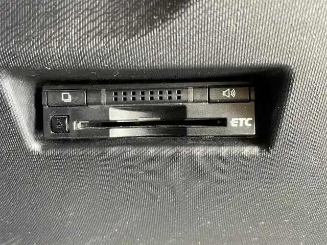 トヨタ アクア S スタイルブラック 岩手県 2019(平31)年 10.5万km ホワイトパールクリスタルシャイン TRDスポイラー/トヨタセーフティセンスC/プリクラッシュセーフティ/レーンディパーチャーアラート/オートマチックハイビーム/先行車発進告知/クリアランスソナー/純正ナビ/バックカメラ/ETC/ドライブレコーダー/LEDヘッドランプ/フォグランプ/オートエアコン/ドアバイザー/電動格納ウインカーミラー/社外１５インチアルミホイール/純正フロアマット