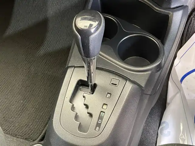 トヨタ アクア S スタイルブラック 岩手県 2019(平31)年 10.5万km ホワイトパールクリスタルシャイン TRDスポイラー/トヨタセーフティセンスC/プリクラッシュセーフティ/レーンディパーチャーアラート/オートマチックハイビーム/先行車発進告知/クリアランスソナー/純正ナビ/バックカメラ/ETC/ドライブレコーダー/LEDヘッドランプ/フォグランプ/オートエアコン/ドアバイザー/電動格納ウインカーミラー/社外１５インチアルミホイール/純正フロアマット