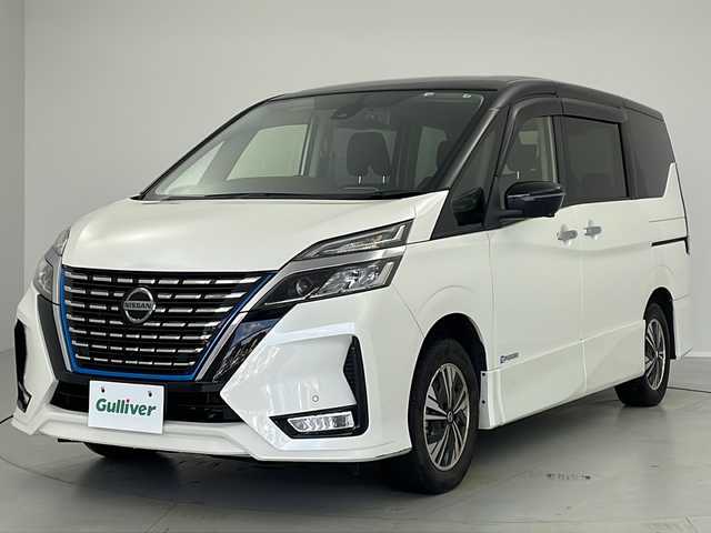 日産 セレナ e－パワー ハイウェイスター V 茨城県 2022(令4)年 2.7万km ブリリアントホワイトパール 2トーン 純正１０型ナビ　フルセグＴＶ　Ｂｌｕｅｔｏｏｔｈ　全周囲カメラ　後席モニター　スマートルームミラー　ブラインドスポットモニター　レーダークルーズコントロール　衝突軽減ブレーキ　ＬＥＤヘッドランプ