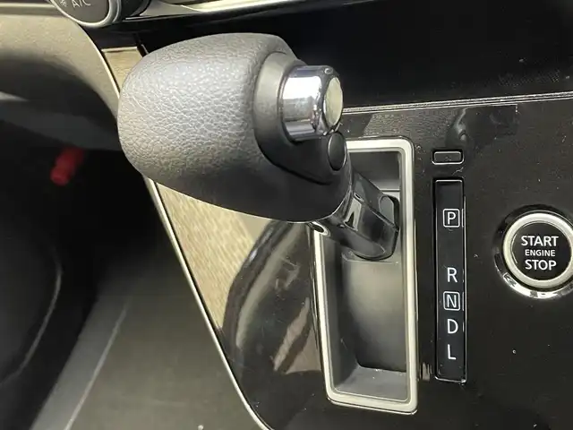 日産 セレナ ハイウェイスター V 岩手県 2019(令1)年 10.8万km インペリアルアンバーP ワンオーナー/４WD/両側パワースライドドア/クルーズコントロール/エマージェンシーブレーキ/アラウンドビューモニター/レーンアシスト/横滑り防止装置/オートライト/ブラインドスポットモニター/アイドリングストップ/純正ナビ/後席エアコン/純正LEDヘッドライト/純正１５インチアルミホイール/ウォークスルー/社外ドライブレコーダー/ステアリングスイッチ/ETC/純正エンジンスターター