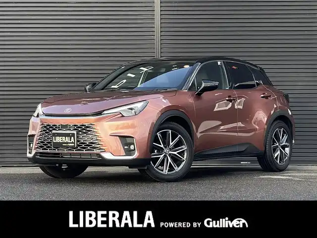 レクサス ＬＢＸ クール 山梨県 2025(令7)年 0.3万km 茶Ⅱ マークレビンソン　/純正９．８ＤＡ　/ナビ　/全周囲カメラ　/フルセグ　/ＨＵＤ　/ＡＣＣ　/ＬＫＡ　/ＢＳＡ　/ＬＥＤ　/Ａライト　/Ａハイビーム　/Ｄ席Ｐシート　/シートＨ　/Ｐバックドア　/カープレイ　/保証書　/スペアＫ