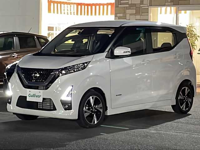 日産 デイズ HWS G ターボ プロパイロットED 徳島県 2023(令5)年 1.1万km ホワイトパール 純正SDナビ/(フルセグ/Bluetooth/CD/DVD/SD)/全方位カメラ/プロパイロット/エマージェンシーブレーキ/コーナーセンサー（前後）/ドライブレコーダー/プロパイロット/USB入力端子/ETC/LEDヘッドライト/オートライト/オートホールド/電動サイドブレーキ/プッシュスタート/スマートキー/スペアキー