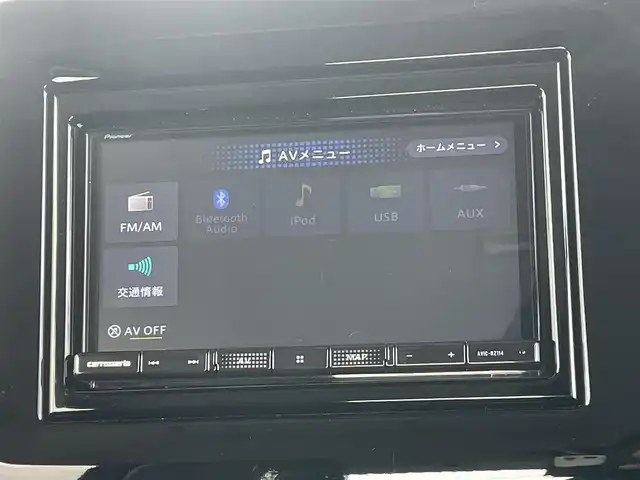 スズキ スペーシア カスタム HYBRID XS 千葉県 2024(令6)年 1.8万km ピュアホワイトP スズキセーフティサポート/・衝突軽減ブレーキ/レーンキープアシスト/・レーダークルーズコントロール/オートハイビーム/・クリアランスソナー/社外ナビ(AVIC-RZ114)/・BT/USB/バックカメラ/ETC/電動パーキングブレーキ/両側パワースライドドア/リアサーキュレーター/ハーフレザーシート/シートヒーター(D/N席)/ステアリングヒーター/LEDヘッドライト/オートライト/フォグライト/スマートキー/プッシュスタート/フロアマット/純正15インチAW