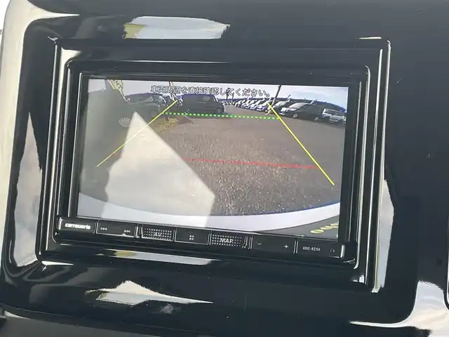 スズキ スペーシア カスタム HYBRID XS 千葉県 2024(令6)年 1.8万km ピュアホワイトP スズキセーフティサポート/・衝突軽減ブレーキ/レーンキープアシスト/・レーダークルーズコントロール/オートハイビーム/・クリアランスソナー/社外ナビ(AVIC-RZ114)/・BT/USB/バックカメラ/ETC/電動パーキングブレーキ/両側パワースライドドア/リアサーキュレーター/ハーフレザーシート/シートヒーター(D/N席)/ステアリングヒーター/LEDヘッドライト/オートライト/フォグライト/スマートキー/プッシュスタート/フロアマット/純正15インチAW