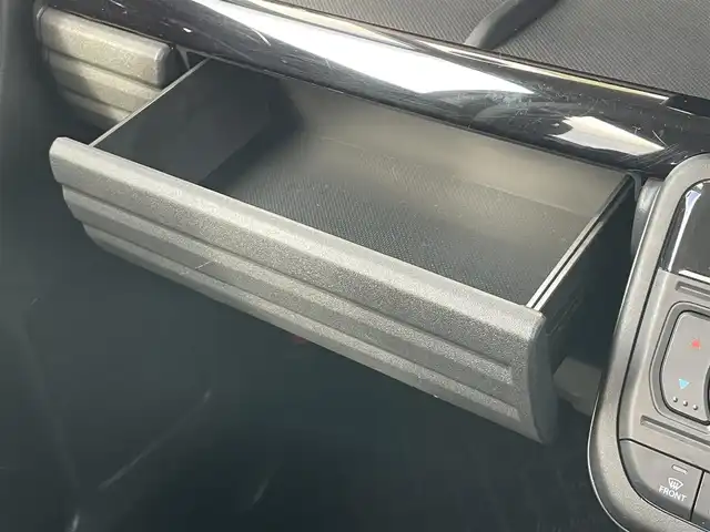 スズキ スペーシア カスタム HYBRID XS 千葉県 2024(令6)年 1.8万km ピュアホワイトP スズキセーフティサポート/・衝突軽減ブレーキ/レーンキープアシスト/・レーダークルーズコントロール/オートハイビーム/・クリアランスソナー/社外ナビ(AVIC-RZ114)/・BT/USB/バックカメラ/ETC/電動パーキングブレーキ/両側パワースライドドア/リアサーキュレーター/ハーフレザーシート/シートヒーター(D/N席)/ステアリングヒーター/LEDヘッドライト/オートライト/フォグライト/スマートキー/プッシュスタート/フロアマット/純正15インチAW