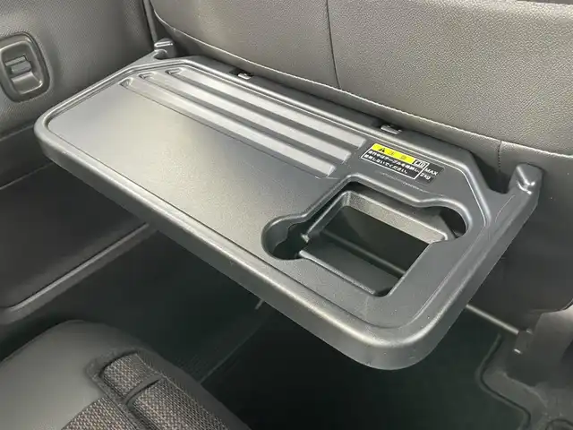 スズキ スペーシア カスタム HYBRID XS 千葉県 2024(令6)年 1.8万km ピュアホワイトP スズキセーフティサポート/・衝突軽減ブレーキ/レーンキープアシスト/・レーダークルーズコントロール/オートハイビーム/・クリアランスソナー/社外ナビ(AVIC-RZ114)/・BT/USB/バックカメラ/ETC/電動パーキングブレーキ/両側パワースライドドア/リアサーキュレーター/ハーフレザーシート/シートヒーター(D/N席)/ステアリングヒーター/LEDヘッドライト/オートライト/フォグライト/スマートキー/プッシュスタート/フロアマット/純正15インチAW