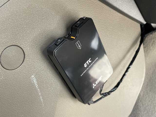 クライスラー・ジープ ジープ コンパス リミテッド 神奈川県 2012(平24)年 3.6万km オニキスグリーン ワンオーナー /サイドビューカメラ  /社外ETC　/クルーズコントロール　/運転席パワーシート　/前席シートヒーター　/純正フロアマット　/純正アルミホイール　/取扱説明書　/保証書　/ハロゲンヘッドライト