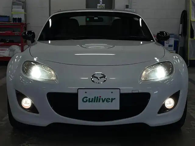 マツダ ロードスター ブラックチューンド 千葉県 2012(平24)年 3.1万km パール 特別限定車RS RHTベース/電動ハードトップ/ブラックレザーシート/純正17インチAW/BOSEサウンドシステム/ステアリングスイッチ/HIDヘッドライト/フォグライト/スマートキー
