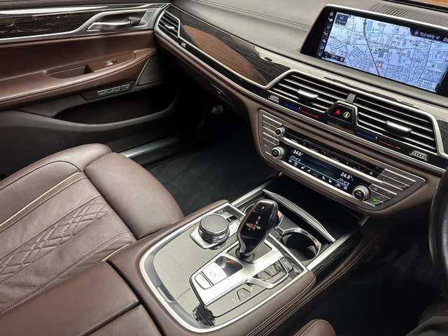 ＢＭＷ ７４０ｉ