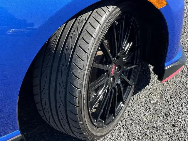 スバル ＢＲＺ tS 千葉県 2015(平27)年 3.3万km WRブルーパール 300台限定車/STIエアロ/STIカーボンリアスポイラー/純正ブレンボ/純正18AW/純正レカロセミバケットシート/TOM’Sテールライト/HKSドライカーボンサクションKIT/BLITZ Touch-B.R.A.I.N/BLITZスロットルコントローラー/カロッツェリアHDDナビ/フルセグTV/純正マフラー/純正テール/サクションパイプ有