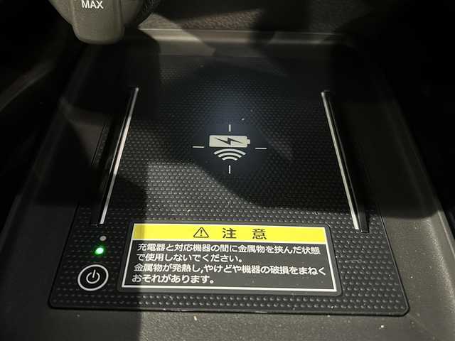 ホンダ ヴェゼル ハイブリッド e:HEV Z 愛知県 2025(令7)年 0.1千km クリスタルブラックパール 登録済未使用車/純正９インチナビ/（FM/AM/USB/Bluetooth/フルセグTV/CarPlay)/ワイヤレス充電/衝突軽減ブレーキ　/レーダークルーズコントロール　/ビルトインＥＴＣ２．０　/シートヒーター　　/ＬＥＤヘッドライト　/電動リアゲード　/バックカメラ　/ステアリングヒーター/ブラインドスポットモニター/オートブレーキホールド機能/パドルシフト