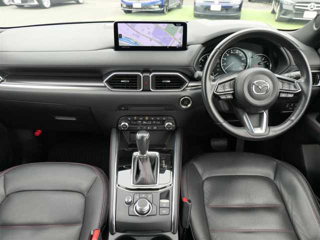 マツダ ＣＸ－５ XD スポーツアピアランス 千葉県 2022(令4)年 2.4万km マシーングレープレミアムM i-ACTIVSENSE/・スマートシティブレーキサポート/・レーンキープ・アシスト・システム/・ブラインドスポットモニタリング/レーダークルーズコントロール/アクティブ・ドライビング・ディスプレイ/ワイヤレス充電/パワーバックドア/ブラックレザーシート/前席パワーシート/純正SDナビ/地デジTV/【Bluetooth接続】/360°ビュー・モニター/ドライブレコーダー/革巻きステアリング/ステアリングヒーター/ステアリングスイッチ/LEDヘッドライト/ウインカーミラー/コーナーセンサー/純正19インチアルミホイル/サイド/カーテンエアバッグ/アドバンストキーレスエントリー