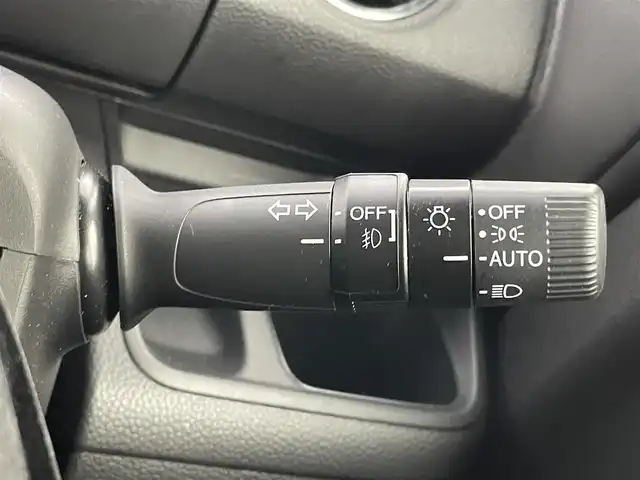 ホンダ Ｎ ＢＯＸ カスタム L ターボ 埼玉県 2022(令4)年 2.7万km プラチナホワイトパール 純正ナビ　バックカメラ　両側パワースライドドア　ＥＴＣ　前後ドライブレコーダー　ＬＥＤヘッドライト　パドルシフト　Ｂｌｕｅｔｏｏｔｈ　地デジＴＶ　ホンダセンシング　アダプティブクルーズ　シートヒーター