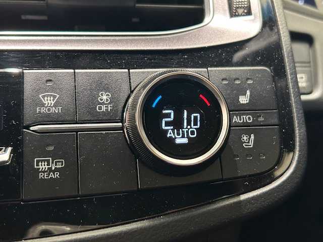 トヨタ クラウン ハイブリッド RS アドバンス 宮城県 2021(令3)年 3万km プレシャスホワイトパール TRDアルミホイール/純正アルミホイール有/トヨタセーフティセンス/・プリクラッシュセーフティ/・レーンディパーチャーアラート/・レーントレーシングアシスト/・プロアクティブドライビングアシスト/・オートマチックハイビーム/・レーダークルーズコントロール/・緊急時操舵支援/・ブラインドスポットモニター/パドルシフト/純正ビルドインETC2.0/純正メーカーオプションナビ/Bluetooth/USB入力端子/全方位車外カメラ/フルセグTV/前後ドライブレコーダー/シートエアコン/シートヒーター/ハンドルヒーター/パワーシート/ウィンカーミラー