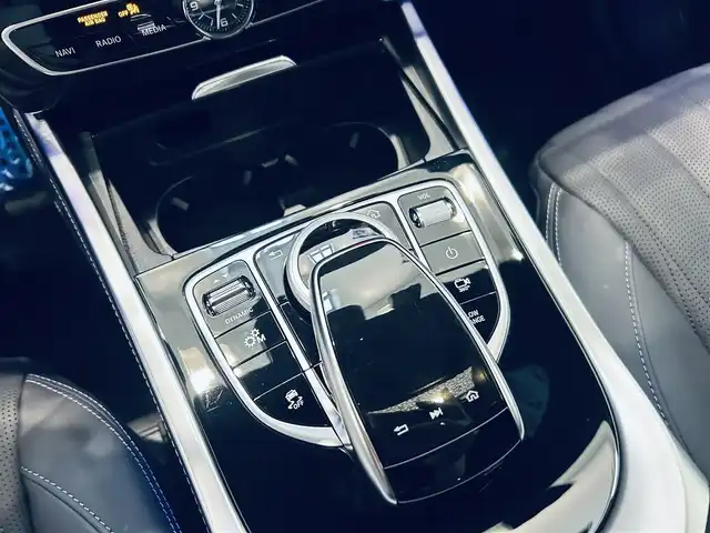 メルセデス・ベンツ ゲレンデヴァーゲン Ｇ４００ｄ 大阪府 2024(令6)年 0.5万km 青 プロフェッショナルED/AMGナイトP/サンルーフ/ブルメスター/黒革/メモリ付きパワーシート/エアシートヒーター/レーダーセーフティ/純正ナビ/TV/360度カメラ/applecarplay/ACC/ブラインドスポット/純正18インチAW/LEDヘッドライト/アンビエントライト
