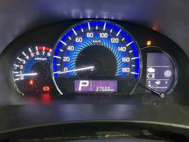 スズキ ソリオ バンディット DJE ブレーキSⅡ 鹿児島県 2015(平27)年 3.8万km スチールシルバーM 社外有機EL10インチフローティングナビ（CN-F1X10GD）/バックカメラ/両側パワースライドドア/社外ETC/レーダーブレーキサポートII/クルーズコントロール/フルセグTV/LEDヘッドライト/オートライト/シートバックテーブル/ステアリングリモコン/純正フロアマット/純正15インチアルミホイール/パワーステアリング/パワーウィンドウ/プッシュスタート/スマートキー