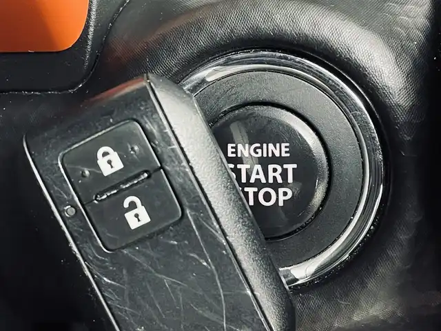 スズキ ハスラー HYBRID X 道央・札幌 2020(令2)年 2.6万km バーミリオンオレンジ/ガンメタリック2トーン ・ワンオーナー/・４WD/・純正9インチナビ/　CD/DVD/SD/BT/フルセグ/・全方位カメラ/・ビルトインETC/・前後ドライブレコーダー/・デュアルカメラサポートブレーキ/・レーンキープアシスト/・ダウンヒルアシストコントロール/・グリップコントロール/・SNOWモード/・前席シートヒーター/・LEDヘッドライト/・フォグライト/・オートライト/・プッシュスタート/・スマートキー/・純正フロアマット/・ドアバイザー