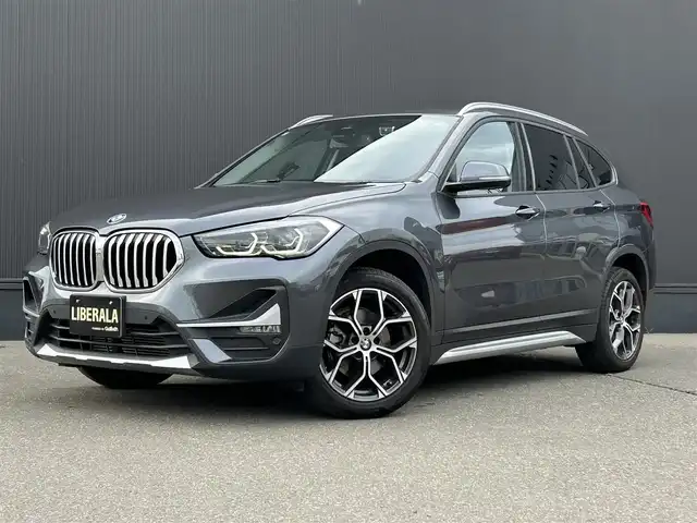 ＢＭＷ Ｘ１ xDrive 18d xライン 道東・釧路十勝 2020(令2)年 3.7万km ミネラルグレー ハーフレザー/シートヒーター/パワーシート/パワーバックドア/バックカメラ/コーナーセンサー(前後)/純正HDDナビ/BT/USB/純正ドライブレコーダー(前後)/革巻ステアリング/リモコン/プッシュスタート/スマートキー/純正18インチAW/インテリジェントセーフティ/LEDヘッドライト/オートライト/フロント/リアフォグライト/パークディスタンスコントロール