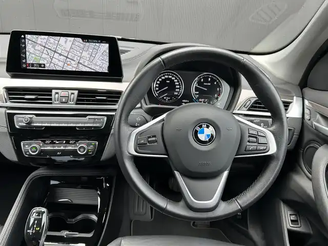 ＢＭＷ Ｘ１ xDrive 18d xライン 道東・釧路十勝 2020(令2)年 3.7万km ミネラルグレー ハーフレザー/シートヒーター/パワーシート/パワーバックドア/バックカメラ/コーナーセンサー(前後)/純正HDDナビ/BT/USB/純正ドライブレコーダー(前後)/革巻ステアリング/リモコン/プッシュスタート/スマートキー/純正18インチAW/インテリジェントセーフティ/LEDヘッドライト/オートライト/フロント/リアフォグライト/パークディスタンスコントロール