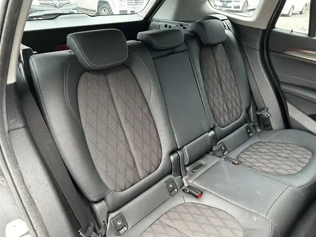 ＢＭＷ Ｘ１ xDrive 18d xライン 道東・釧路十勝 2020(令2)年 3.7万km ミネラルグレー ハーフレザー/シートヒーター/パワーシート/パワーバックドア/バックカメラ/コーナーセンサー(前後)/純正HDDナビ/BT/USB/純正ドライブレコーダー(前後)/革巻ステアリング/リモコン/プッシュスタート/スマートキー/純正18インチAW/インテリジェントセーフティ/LEDヘッドライト/オートライト/フロント/リアフォグライト/パークディスタンスコントロール