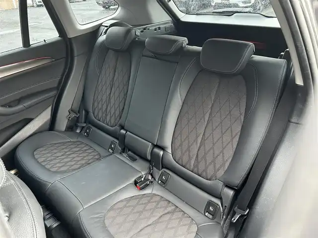 ＢＭＷ Ｘ１ xDrive 18d xライン 道東・釧路十勝 2020(令2)年 3.7万km ミネラルグレー ハーフレザー/シートヒーター/パワーシート/パワーバックドア/バックカメラ/コーナーセンサー(前後)/純正HDDナビ/BT/USB/純正ドライブレコーダー(前後)/革巻ステアリング/リモコン/プッシュスタート/スマートキー/純正18インチAW/インテリジェントセーフティ/LEDヘッドライト/オートライト/フロント/リアフォグライト/パークディスタンスコントロール
