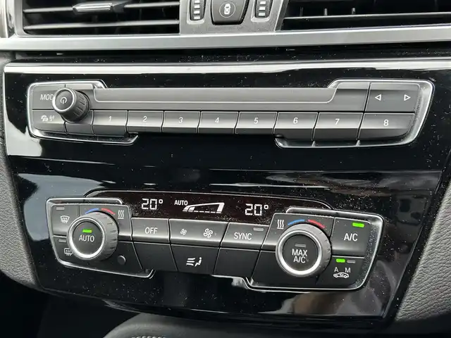 ＢＭＷ Ｘ１ xDrive 18d xライン 道東・釧路十勝 2020(令2)年 3.7万km ミネラルグレー ハーフレザー/シートヒーター/パワーシート/パワーバックドア/バックカメラ/コーナーセンサー(前後)/純正HDDナビ/BT/USB/純正ドライブレコーダー(前後)/革巻ステアリング/リモコン/プッシュスタート/スマートキー/純正18インチAW/インテリジェントセーフティ/LEDヘッドライト/オートライト/フロント/リアフォグライト/パークディスタンスコントロール