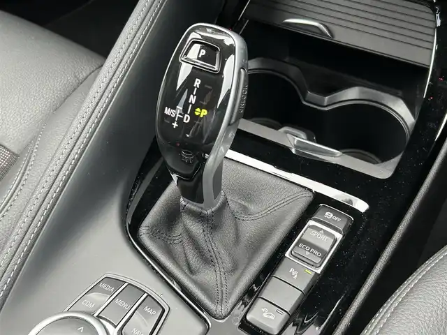 ＢＭＷ Ｘ１ xDrive 18d xライン 道東・釧路十勝 2020(令2)年 3.7万km ミネラルグレー ハーフレザー/シートヒーター/パワーシート/パワーバックドア/バックカメラ/コーナーセンサー(前後)/純正HDDナビ/BT/USB/純正ドライブレコーダー(前後)/革巻ステアリング/リモコン/プッシュスタート/スマートキー/純正18インチAW/インテリジェントセーフティ/LEDヘッドライト/オートライト/フロント/リアフォグライト/パークディスタンスコントロール