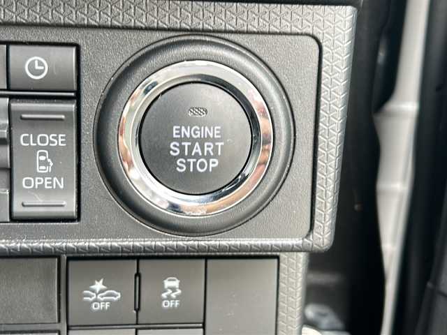ダイハツ タント カスタム RS 茨城県 2024(令6)年 0.5万km ブラックマイカメタリック 社外ディスプレイオーディオ/　　BT/CD/バックカメラ/両側パワースライドドア/N席イージークローザー/LEDオートライト/ハーフレザーシート/シートヒーター/純正15インチアルミホイール/アイドリングストップ/スマートキー/ETC