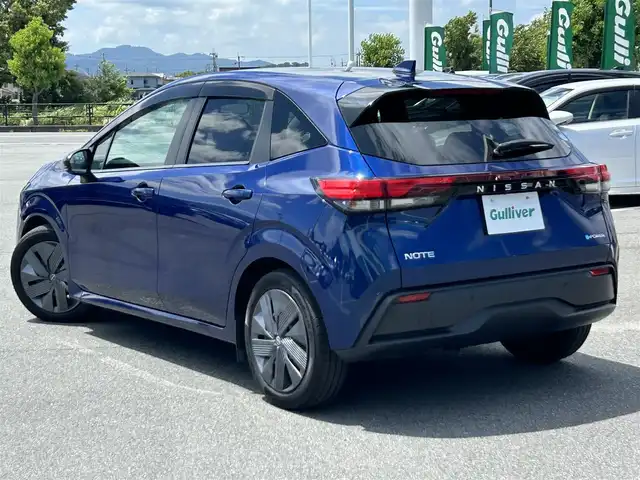 日産 ノート X 奈良県 2021(令3)年 5.3万km オーロラフレアブルーパール 純正ナビ(フルセグTV/CD/AM・FM/BT/iPod)/バックカメラ/ビルトインETC/純正ドラレコ/インテリジェントエマージェンシーブレーキ/踏み間違い防止支援アシスト/標識検知機能/LDW(車線逸脱警報)/インテリジェントDA(ふらつき警報)/インテリジェントLI(車線逸脱防止支援システム)/ハイビームアシスト/オートブレーキホールド/純正フロアマット/スペアキー