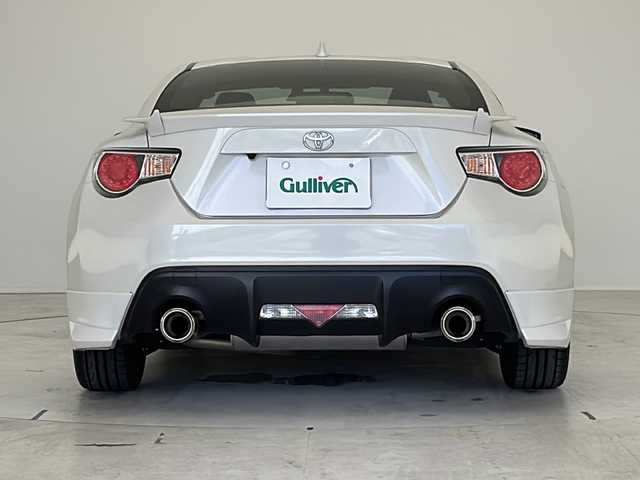 トヨタ ８６ GT リミテッド 愛知県 2016(平28)年 1.9万km クリスタルホワイトパール SDナビ（SDあり）/モデリスタエアロ/クルーズコントロール/シートヒーター/フルセグ/Bluetooth/バックカメラ/純正アルミホイール/LEDヘッドライト/パドルシフト/ドライブレコーダー/ETC/ステアリングスイッチ/スマートキー/プッシュスタート