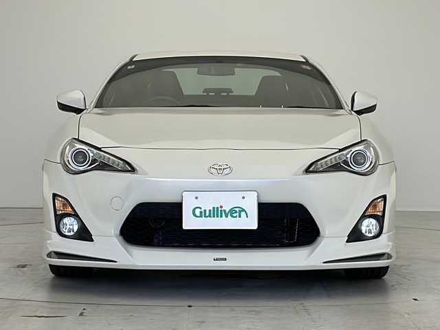 トヨタ ８６ GT リミテッド 愛知県 2016(平28)年 1.9万km クリスタルホワイトパール SDナビ（SDあり）/モデリスタエアロ/クルーズコントロール/シートヒーター/フルセグ/Bluetooth/バックカメラ/純正アルミホイール/LEDヘッドライト/パドルシフト/ドライブレコーダー/ETC/ステアリングスイッチ/スマートキー/プッシュスタート
