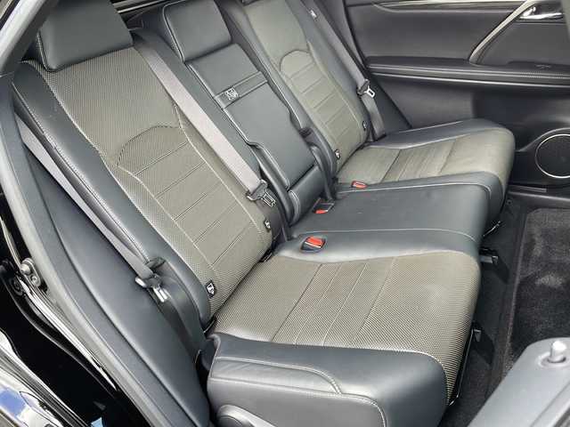 レクサス ＲＸ 栃木県 2015(平27)年 6.8万km 白 スペアキー/純正ナビ/Ｂｌｕｅｔｏｏｔｈ/フルセグＴＶ/ヘッドアップディスプレイ/バックカメラ/ドライブレコーダー/ETC2.0/サンルーフ/レザーシート/パワーシート/全席シートヒーター/ベンチレーションシート/ステアリングヒーター/パドルシフト/電動リアゲート/アイドリングストップ/衝突被害軽減システム/横滑り防止機能/コーナーセンサー/レーンキープアシスト/盗難防止機能