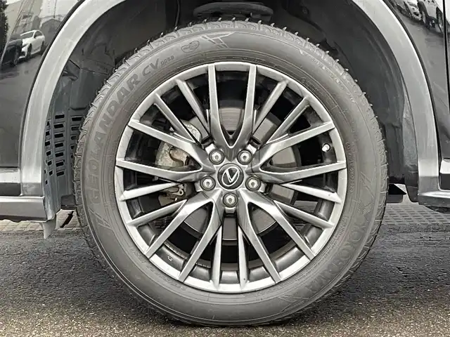 レクサス ＲＸ 200t Fスポーツ 青森県 2015(平27)年 6.8万km ブラック /4WD/ターボ/サンルーフ/純正ナビ/　(フルセグTV/DVD/Bt)/全方位カメラ/HUD/黒革シート/D席メモリー付き/　前席パワーシート/ベンチレーター/全席シートヒーター/革巻きステア/ノブ/パドルシフト/電動リアゲート/三眼LEDオートライト/シーケンシャルウインカー/オートマチックハイビーム/オートワイパー/電動チルトステア/アイドリングストップ/衝突被害軽減システム/横滑り防止機能/前後バンパーソナー/レーンキープアシスト/盗難防止機能/W/サイド/カーテン/ニーエアバッグ/ABS/スマートキーx2/カードキー/保証書/取説/ナビ取説/H30/R2/4/5/6/7年点検記録簿あり